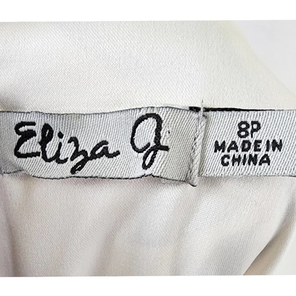 Eliza J Chatoyer  Floral Pleated Sleeves  Belted  Size 8P - Picture 6 of 8